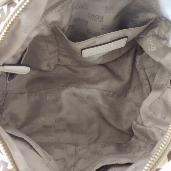 Michael Kors - Picture 3 of 3